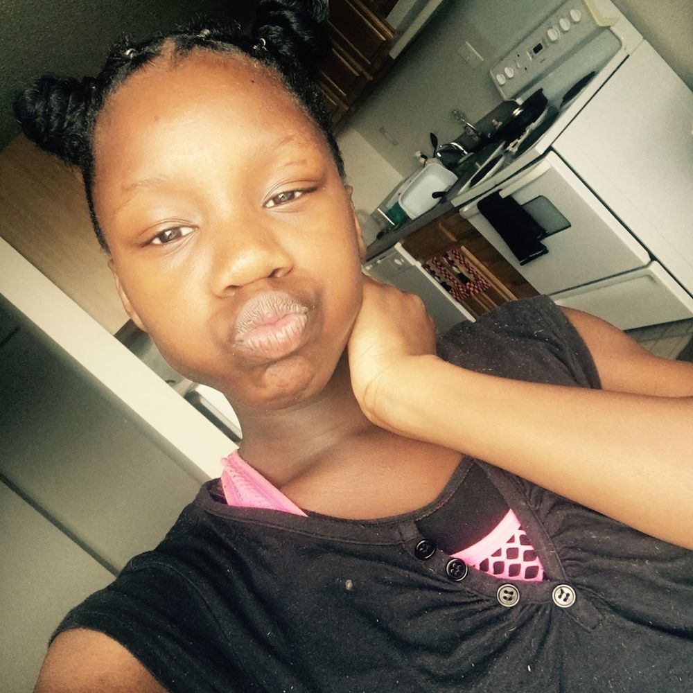 Meet your Posher, Marshai